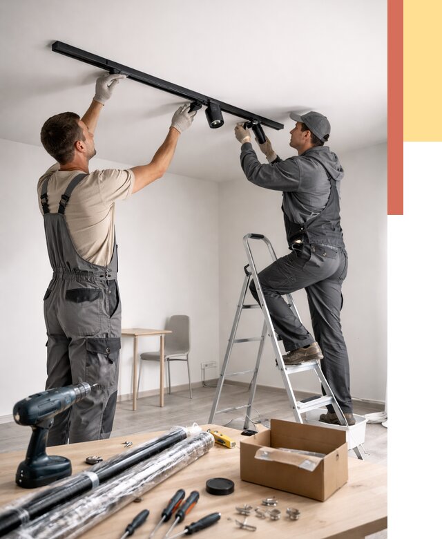 Установка трековых светильников в натяжной потолок в Луховицах от 4345 руб. | ОТДЕЛОЧНИК-Лхв