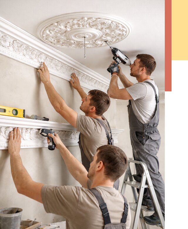 Монтаж лепнины на потолок в Луховицах от 3310 руб. быстро и недорого | ОТДЕЛОЧНИК-Лхв